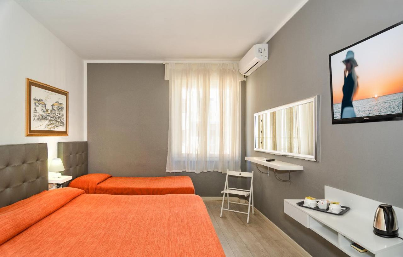 City Hotel Viareggio Extérieur photo