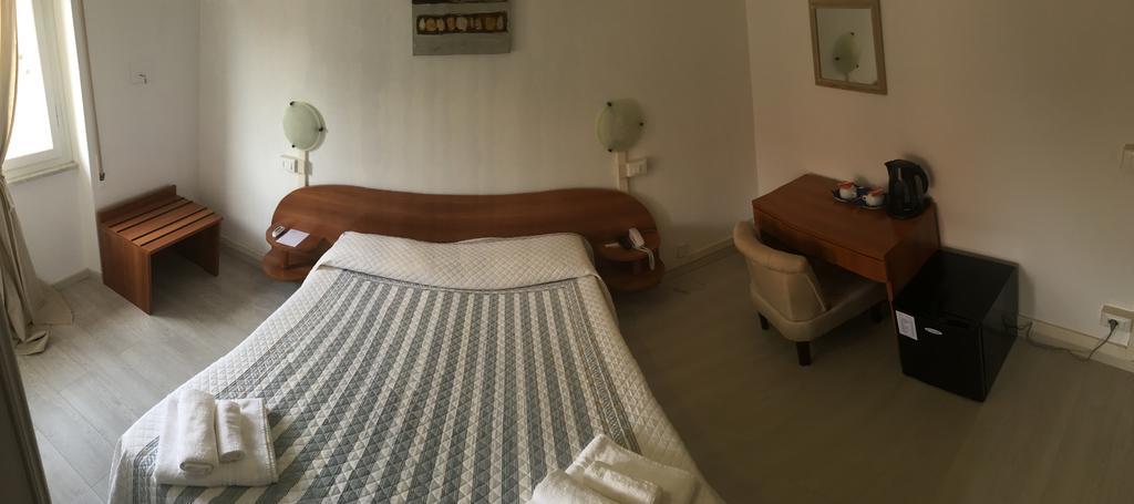 City Hotel Viareggio Extérieur photo