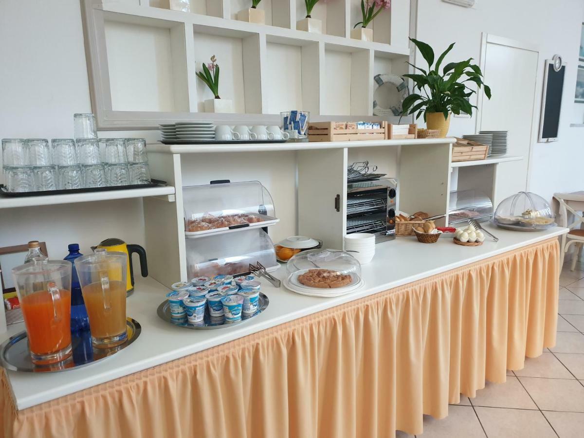 City Hotel Viareggio Extérieur photo